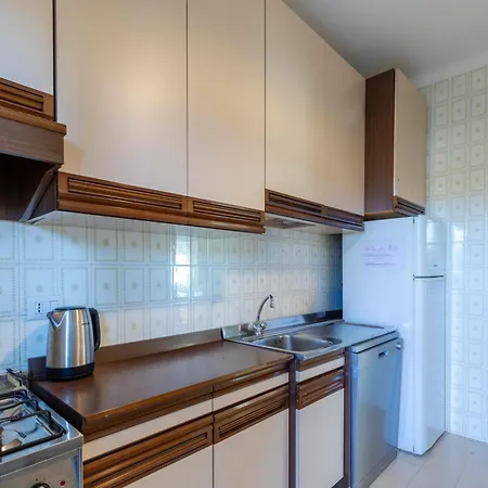 282 - Casa Boscobello, Terrazzo Vista Mare E Parcheggio Privato A 15 Minuti A Piedi Dal Teatro Ariston Apartment *