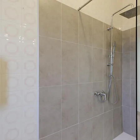 282 - Casa Boscobello, Terrazzo Vista Mare E Parcheggio Privato A 15 Minuti A Piedi Dal Teatro Ariston Apartmán