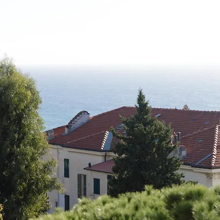 282 - Casa Boscobello, Terrazzo Vista Mare E Parcheggio Privato A 15 Minuti A Piedi Dal Teatro Ariston