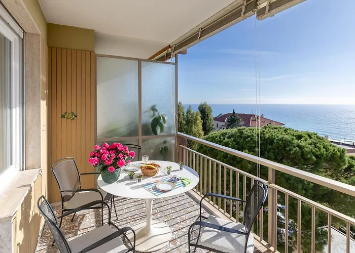 282 - Casa Boscobello, Terrazzo Vista Mare E Parcheggio Privato A 15 Minuti A Piedi Dal Teatro Ariston Lejlighed *